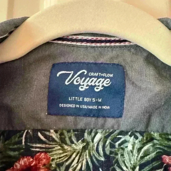 Craft & Flow Voyage Hawaiian Shirt. Little boy size 5 - Picture 7 of 7